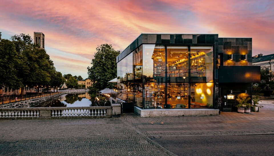 Sommarfest. Brasserie Stadsparken bjuder in till sommarparty i dagarna tre med massor av musikunderhållning.
