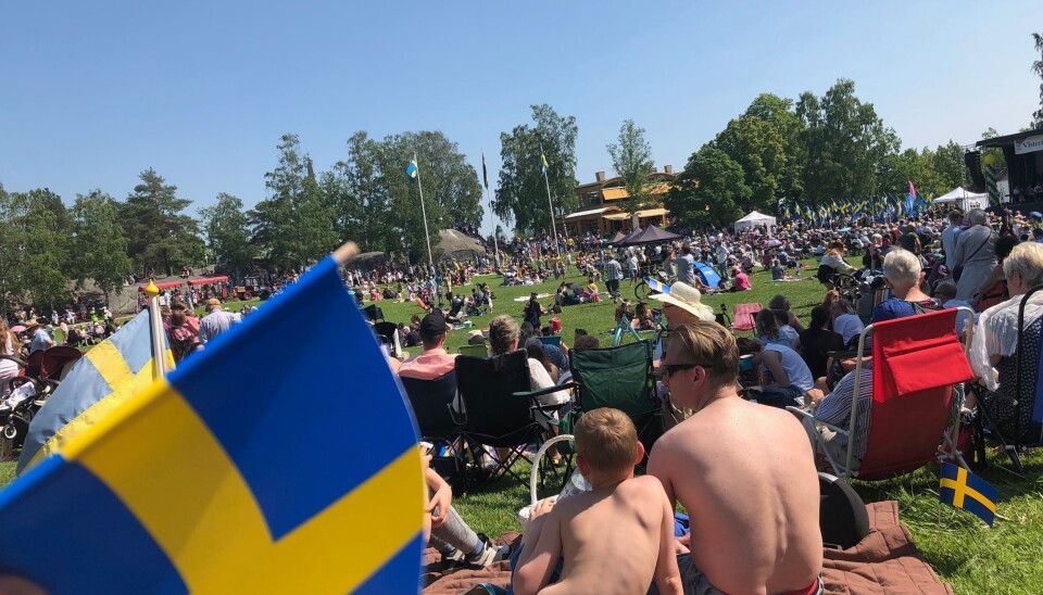 6 juni – nationaldagsfirande. Västeråsarna intar Djäkneberget för traditionellt firande.
