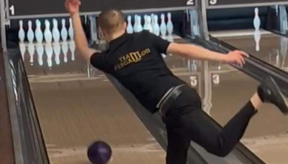Framtidens stjärnor. Många yngre förmågor kommer att spela 3-manna i bowling på Bellevue. Här juniorlandslagskillen Albin Gullstrand som tävlar för Team Pergamon.