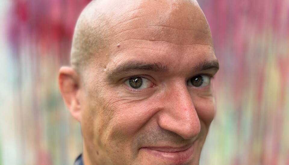 Musikalisk. Jesper Zels, musikkoordinator på Västerås Stadsbibliotek, säger att väggen ska ge tillfälle för att uttrycka sin kreativitet. Musikalisk. Jesper Zels, musikkoordinator på Västerås Stadsbibliotek, säger att väggen ska ge tillfälle för att uttrycka sin kreativitet.