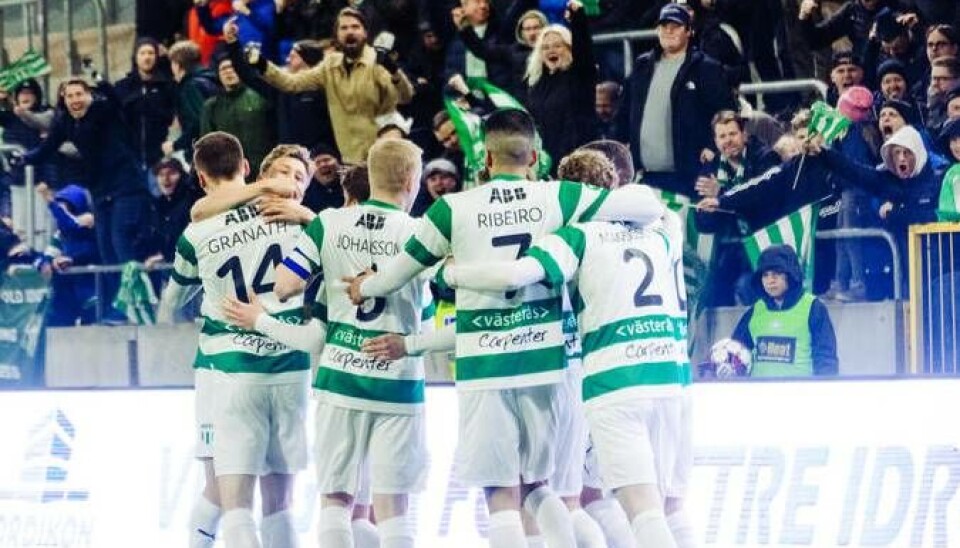 8 april – VSK–Örgryte. Hemmapremiär i superettan för grönvitt.