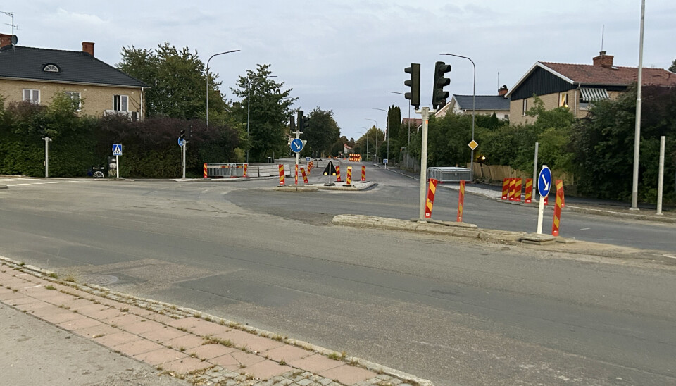 Slutspurt. Här inne på Tråddragargatan ska nya fjärrvärmeledningar kopplas ihop.