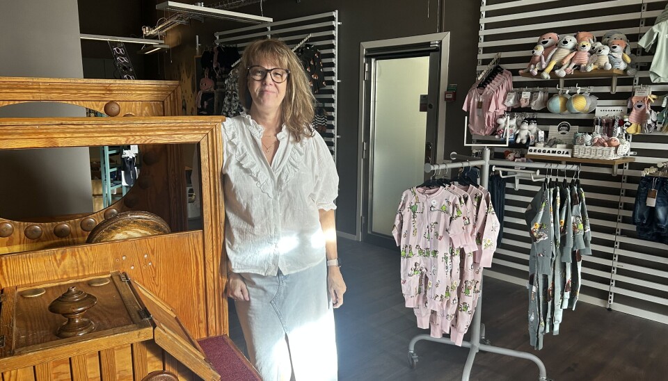 Nytt men välbekant. Den traditionella träbilen har flyttats över till den nya butiken på Köpmangatan.