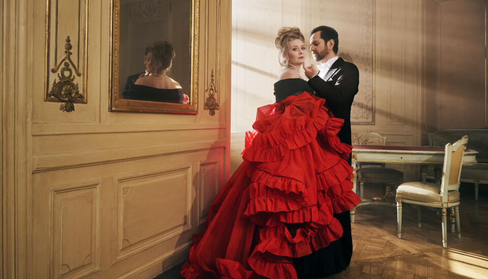 Huvudrollerna. Cicilia Sedvall och Bashkim Neziraj. Kameliadamen har premiär på Västmanlands Teaters stora scen 5 oktober.