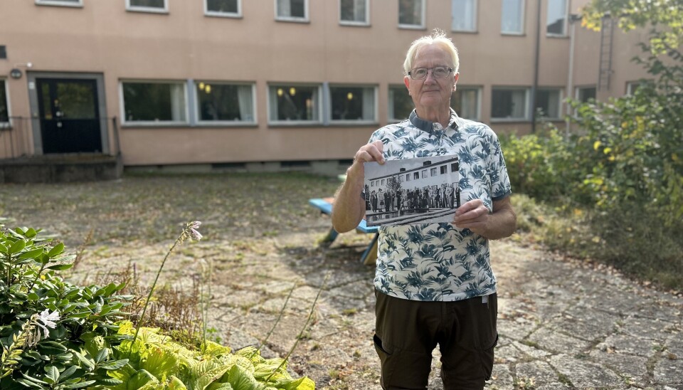 Söker svar. Kent Svanström och Skultuna Hembygdsförening vill veta vad som blev av statyn som stod utanför Skultunagården.