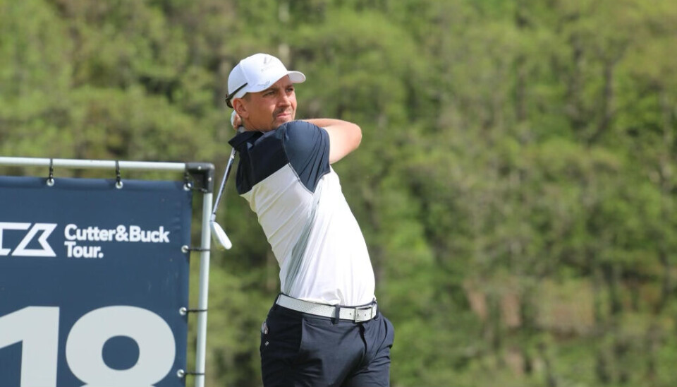 I slag. Frösåkergolfaren Benjamin Hjort är ett steg närmare DP World Tour efter att ha avancerat till steg 2.