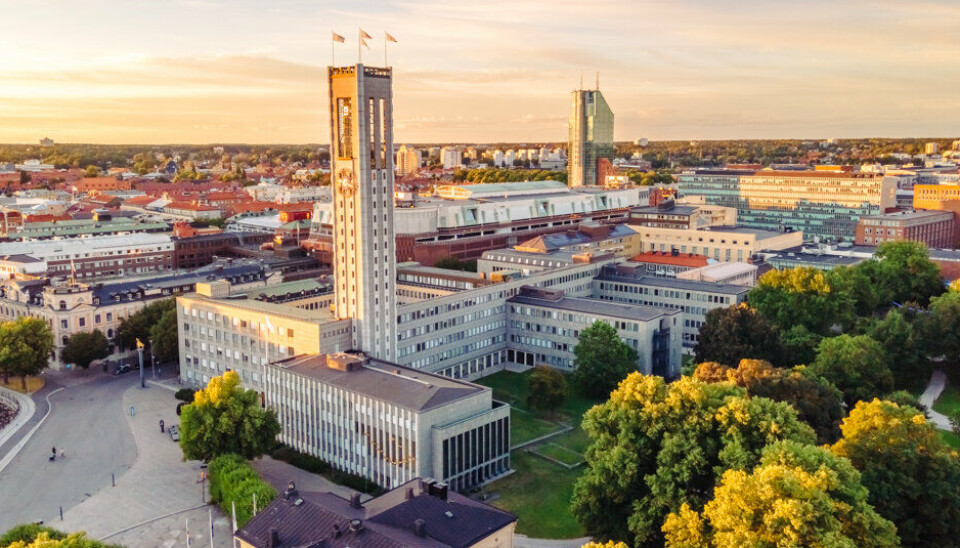 Morgonrapporten: Man till sjukhus efter arbetsplatsolycka