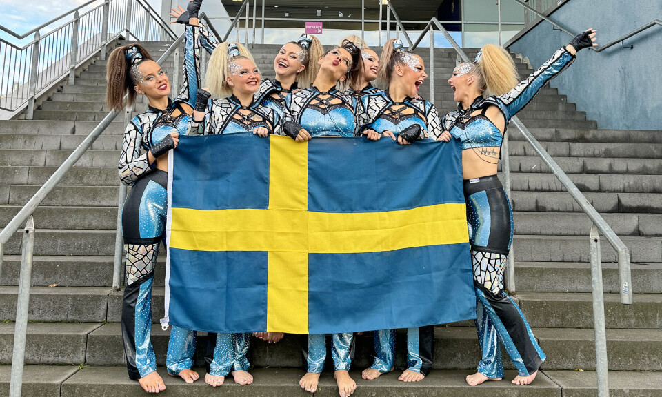 Gruppen Lightning med Linnea Nehrman, Isabella Johannesen, Magda Söderström, Vera Larsson, Maja Fridström, Tyra Smeds och Svea Söderström från Hardcore Dance Complex.