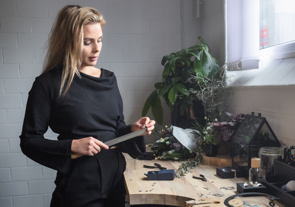 Martina arbetar med ekologiska produkter och återvunnet silver.