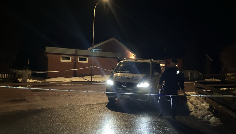 Flera polispatruller har utrett explosionen i villakvarteret i Hökåsen.