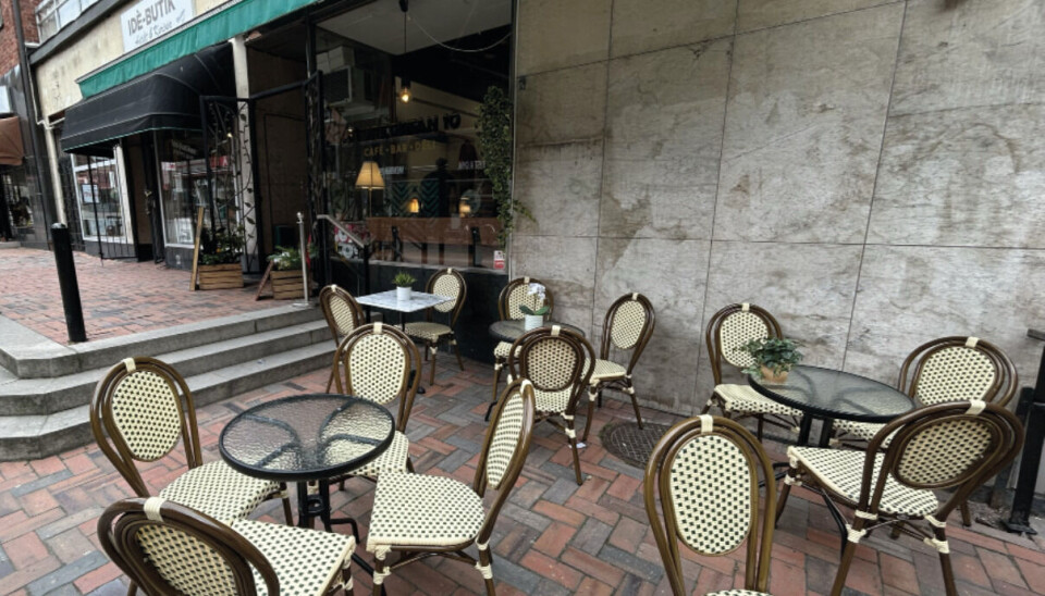 Uteserveringen som förhoppningsvis utökas även till den bortre avsatsen.