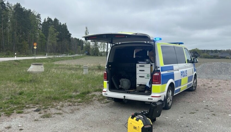 Polispådrag. Polisen på plats i Skultuna. Polispådrag. Polisen på plats i Skultuna.