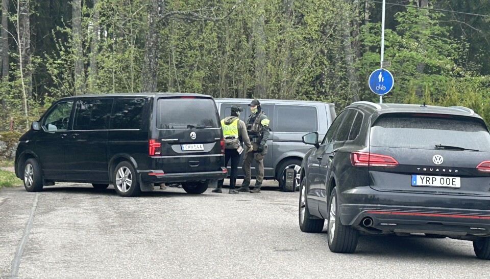 På plats. Polisinsats i Skultuna. På plats. Polisinsats i Skultuna.