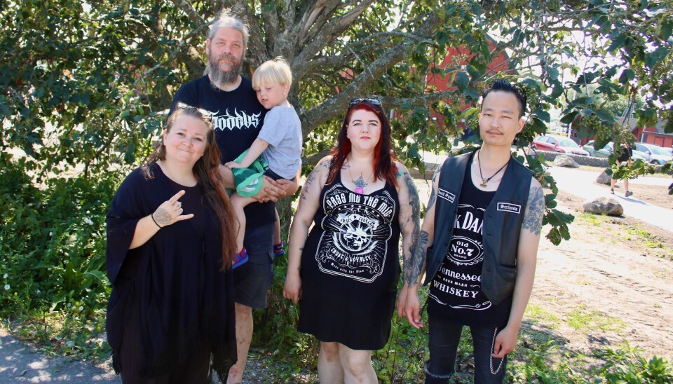 Ger järnet. Emma Morén, Andreas 'Fluff' Morén med sonen Grim, Suzette Kim och Christoffer Kim. Ger järnet. Emma Morén, Andreas 'Fluff' Morén med sonen Grim, Suzette Kim och Christoffer Kim.