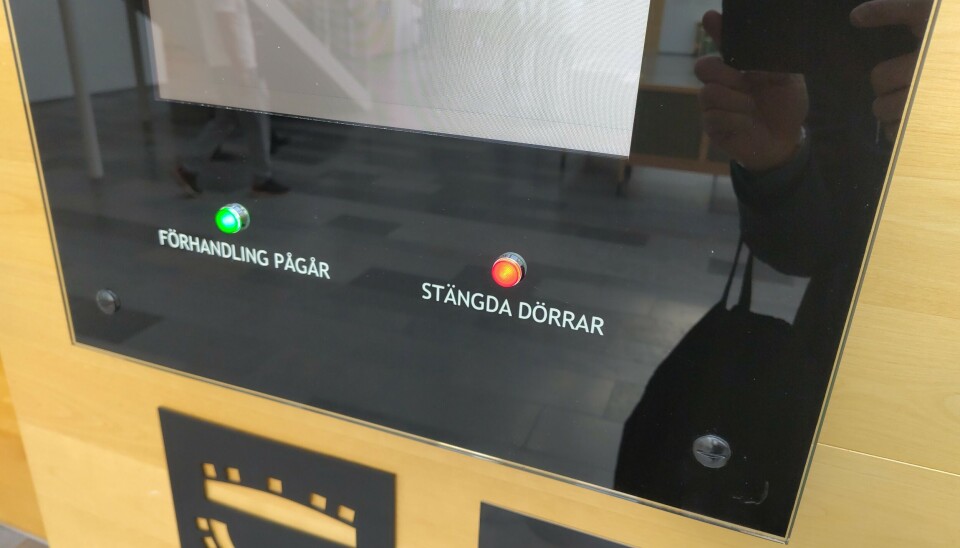Stängt. Rättegången hölls bakom stängda dörrar. Stängt. Rättegången hölls bakom stängda dörrar.