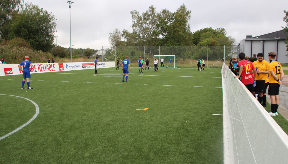 Den nya arenan på Rocklunda med anpassade sarger för att utöva 5-a-side.