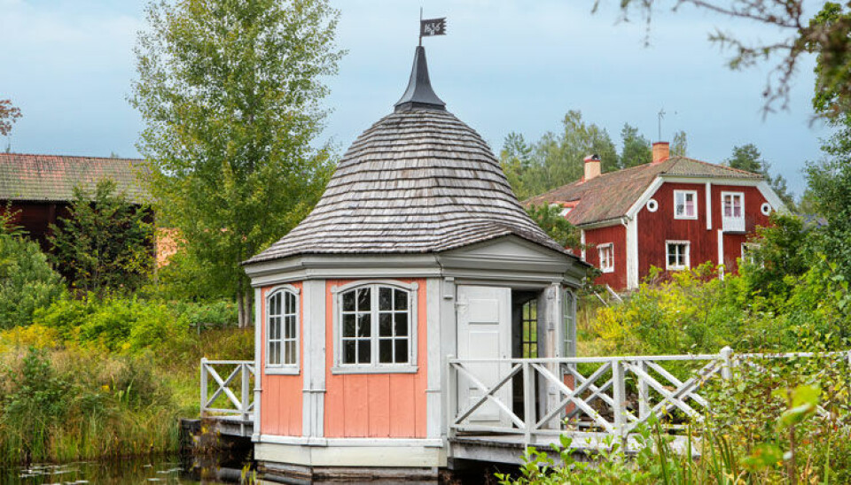 Fräscht. Lusthuset efter renoveringen. Fräscht. Lusthuset efter renoveringen.