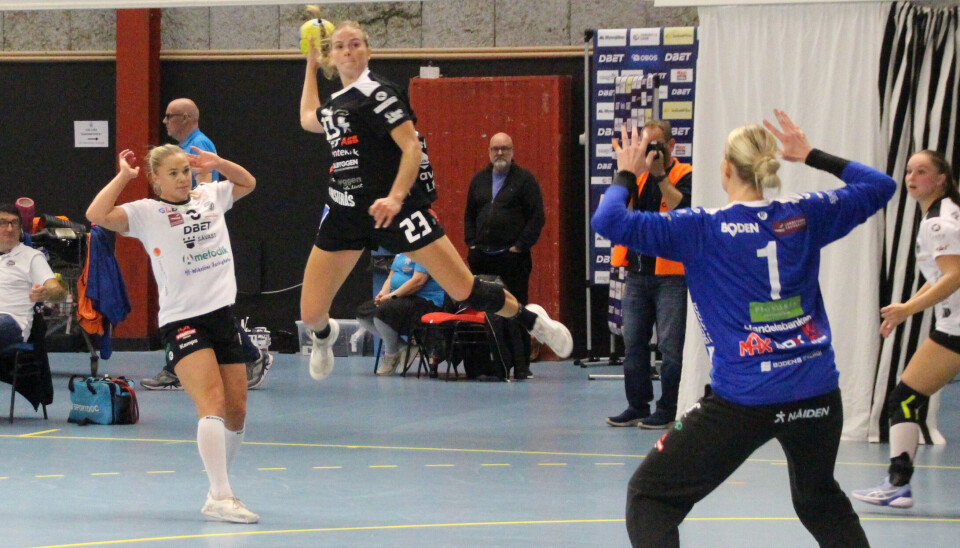 Ine Grimsrud stod för sju mål i premiären.