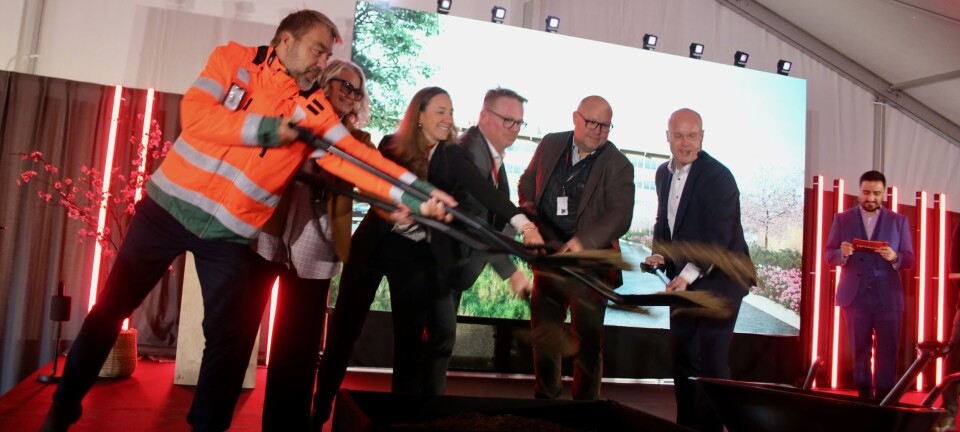 Energisk invigning av Hitachis nybygge på Finnslätten