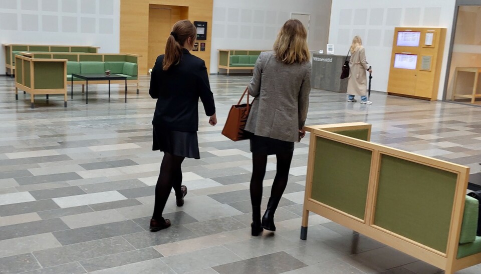 Avslutade förhandlingar. På torsdagseftermiddagen avslutades rättegången om Rönnby-Skultunadåden. Avslutade förhandlingar. På torsdagseftermiddagen avslutades rättegången om Rönnby-Skultunadåden.